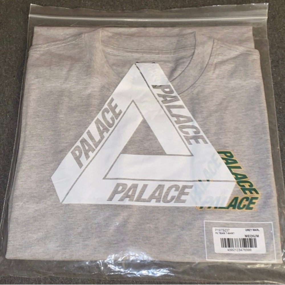 *NWT* Palace P3 Team Shirt (Grey Marl)